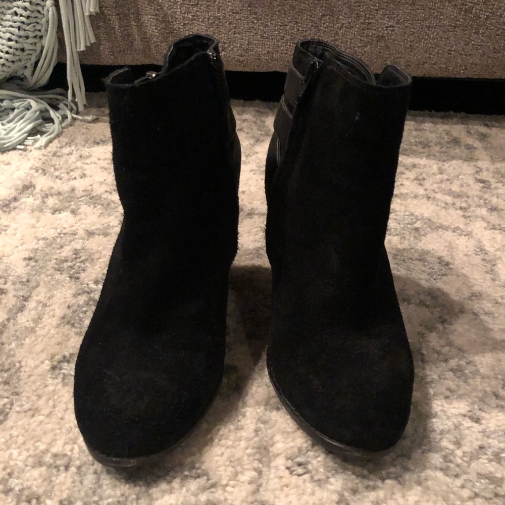Gianni Bini Booties